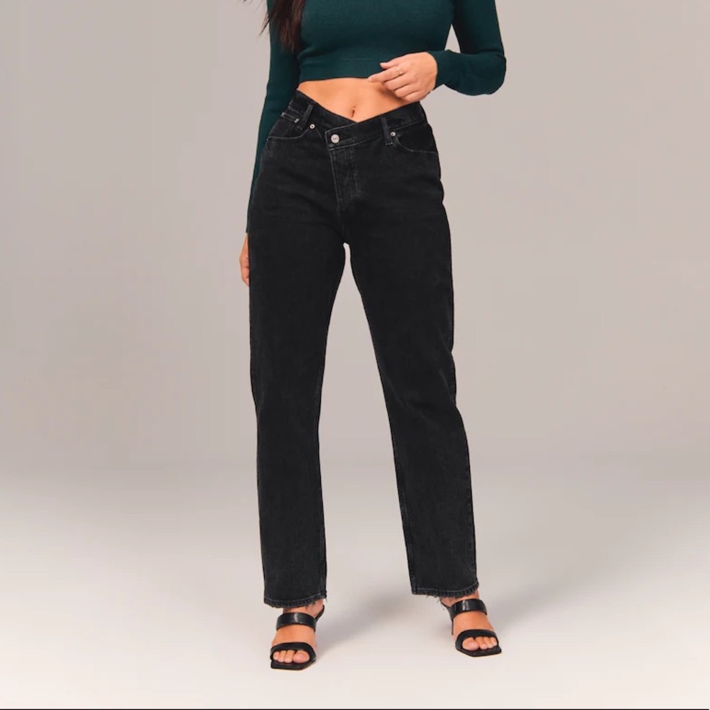 Abercrombie Curve Love High Rise Dad Jeans